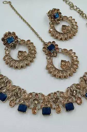 Blue color necklace set with earrings and maang tikka     agate stone, antique gold plating