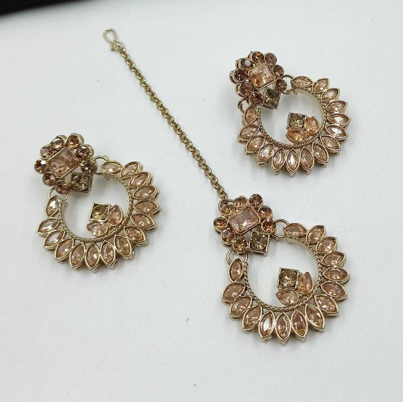 gold color necklace set with earrings and maang tikka     agate stone, antique gold plating