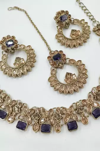 Purple color necklace set with earrings and maang tikka     agate stone, antique gold plating