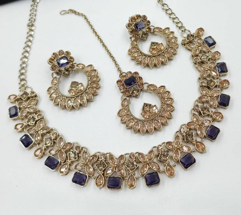 Purple color necklace set with earrings and maang tikka     agate stone, antique gold plating