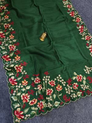 Green matka silk saree with heavy floral embroidery border with running blouse 1