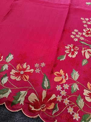 Red matka silk saree with heavy floral embroidery border with running blouse 3