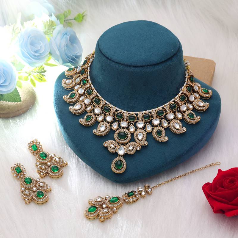 Green color kundan necklace set