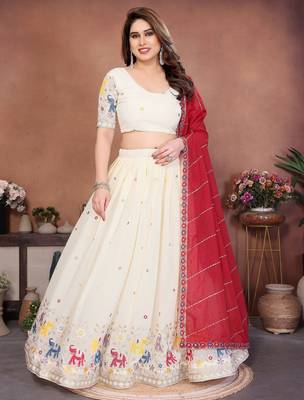 Womens's Star Georgette Traditional Motiff Semi Stitched Lehenga Choli With Cnotrance Dupatta Set 1