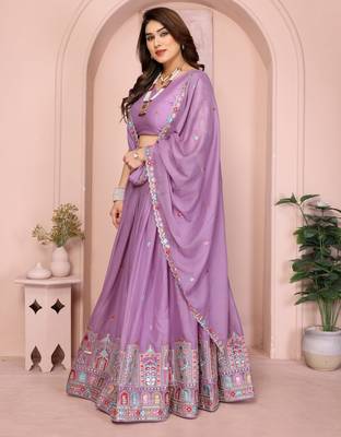 Womens's Star Georgette Traditional Motiff Semi Stitched Lehenga Choli With Cnotrance Dupatta Set 2