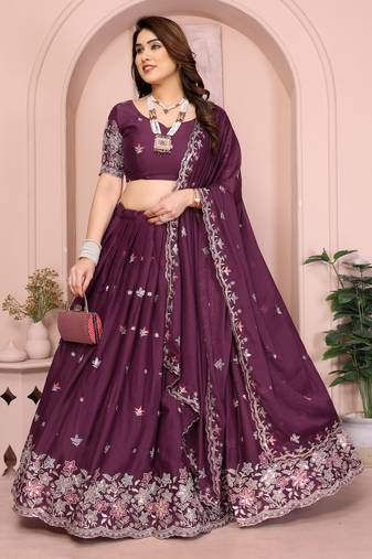 Womens's Star Georgette Traditional Motiff Semi Stitched Lehenga Choli With Cnotrance Dupatta Set
