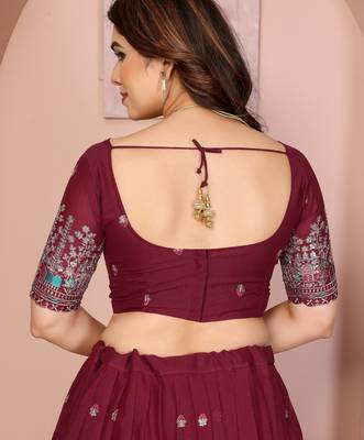 Womens's Star Georgette Traditional Motiff Semi Stitched Lehenga Choli With Cnotrance Dupatta Set 4