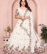 Womens's Star Georgette Traditional Motiff Semi Stitched Lehenga Choli With Cnotrance Dupatta Set