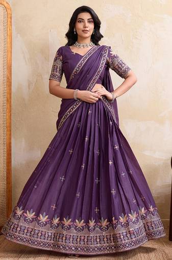 Womens's Star Georgette Traditional Motiff Semi Stitched Lehenga Choli With Cnotrance Dupatta Set