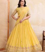 Womens's Star Georgette Traditional Motiff Semi Stitched Lehenga Choli With Cnotrance Dupatta Set