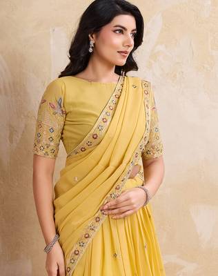 Womens's Star Georgette Traditional Motiff Semi Stitched Lehenga Choli With Cnotrance Dupatta Set 4