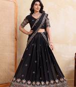 Womens's Star Georgette Traditional Motiff Semi Stitched Lehenga Choli With Cnotrance Dupatta Set