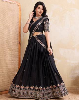 Womens's Star Georgette Traditional Motiff Semi Stitched Lehenga Choli With Cnotrance Dupatta Set 2