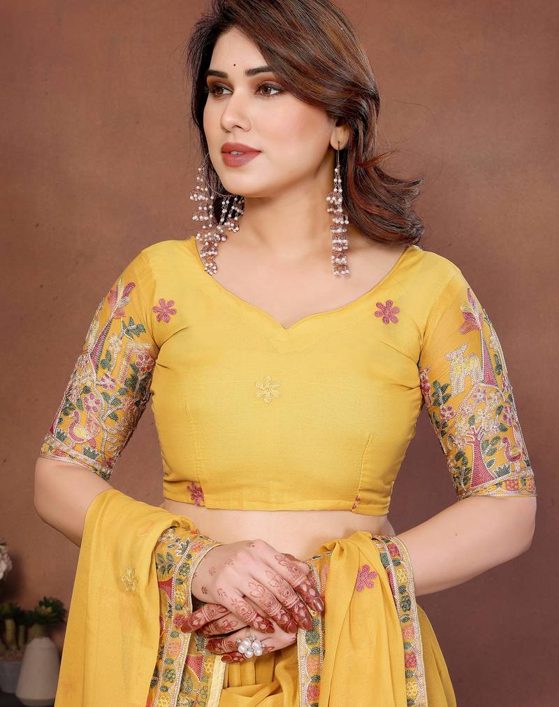 Womens's Star Georgette Traditional Motiff Semi Stitched Lehenga Choli Dupatta
