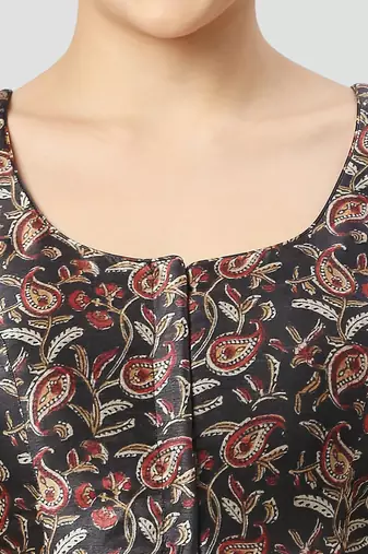Black paisley silk printed padded round neck half sleeves readymade saree blouse