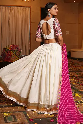 Women's Off White Crepe Traditional Kutchi Embroidery with Mirror Work Semi Stiched Lehenga Choli With Dupatta