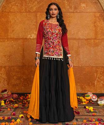 black mirror work kutchi embroidery crepe navratri lehenga set 1
