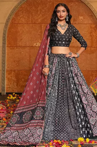 Women's Black Crepe Printed Work Semi Stiched Lehenga Choli With Dupatta