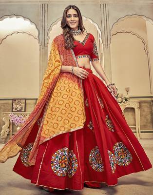 Women's Maroon Cotton  Silk  Traditional Kutchi Embroidery with Mirror Work Semi Stiched Lehenga Choli With Dupatta 3