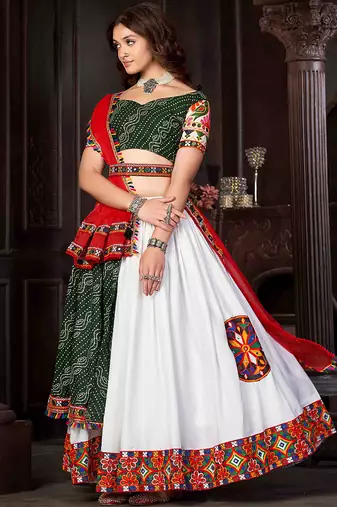Women's White Crepe,Cotton Silk Traditional Kutchi Embroidery with Mirror Work Semi Stiched Lehenga Choli With Dupatta