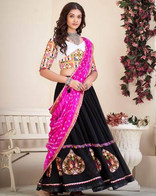 Women's Black Georgette Traditional Kutchi Embroidery with Mirror Work Semi Stiched Lehenga Choli With Dupatta 2