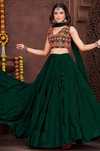 Women's Green French Crape Traditional Kutchi Embroidery with Mirror Work Semi Stiched Lehenga Choli With Dupatta