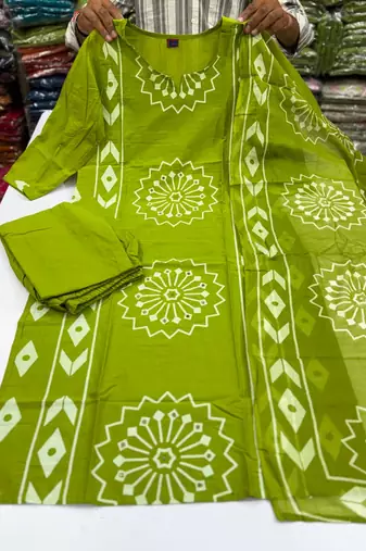 Women Cotton  Printed Kurta Pant Dupatta Set