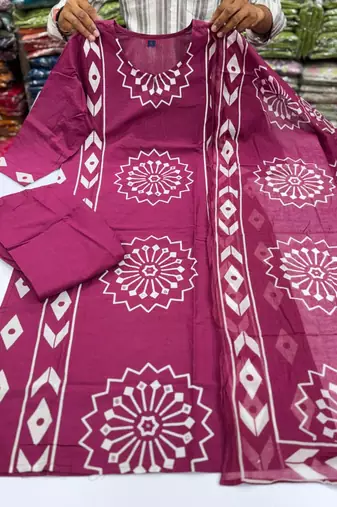 Women's Cotton  Printed Kurta Pant Dupatta Set