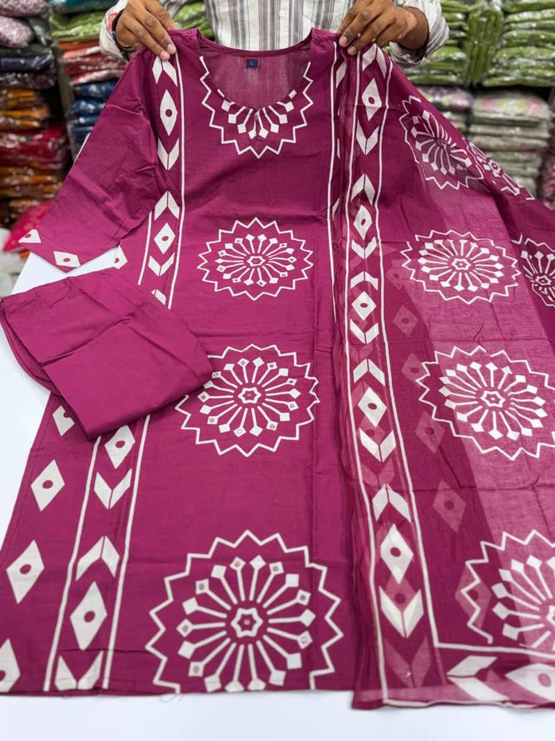 Women's Cotton  Printed Kurta Pant Dupatta Set