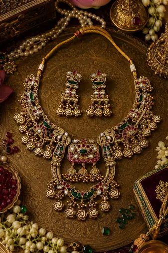 Rajagopura Grandeur Temple Necklace