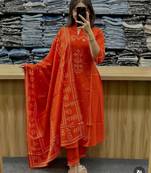 Women Bandhani Printed Kurta Pant Dupatta Set