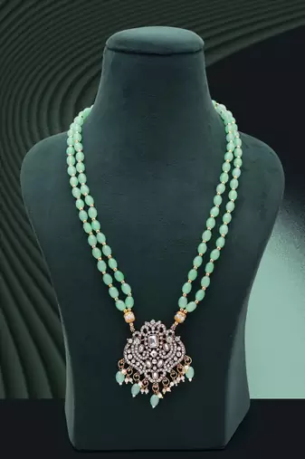 Pista green color stone necklace