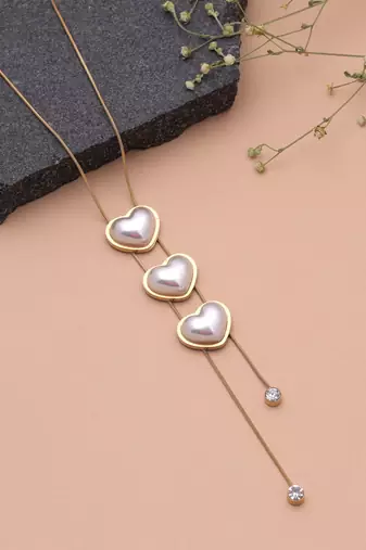 White color anti tarnish necklace