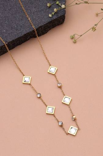 White color anti tarnish necklace