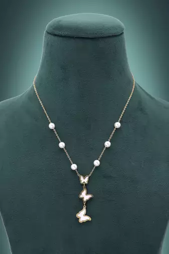 White color anti tarnish necklace