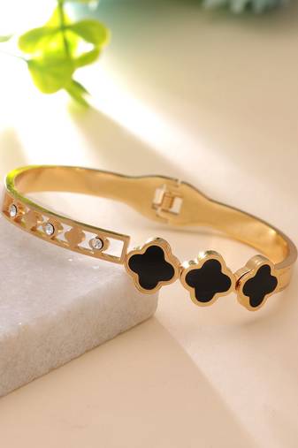 Black color anti tarnish bracelet