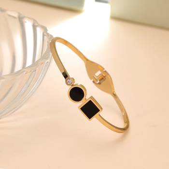 Black color anti tarnish bracelet 2
