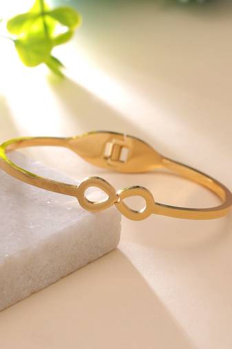 Gold color anti tarnish bracelet