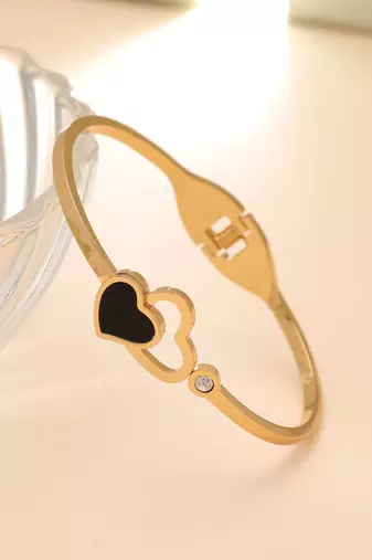 Black color anti tarnish bracelet