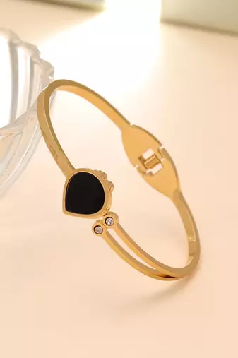 Black color anti tarnish bracelet