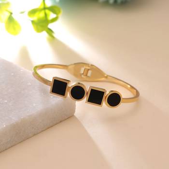 Black color anti tarnish bracelet 1