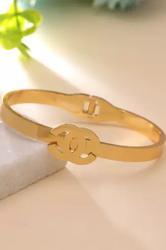 Gold color anti tarnish bracelet