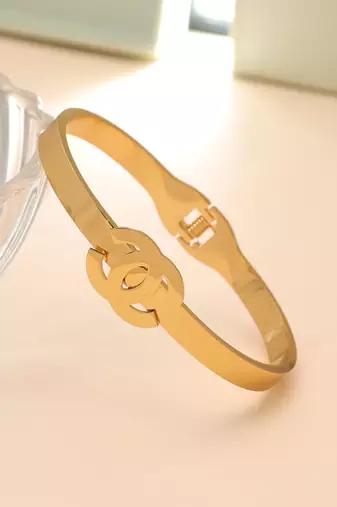 Gold color anti tarnish bracelet