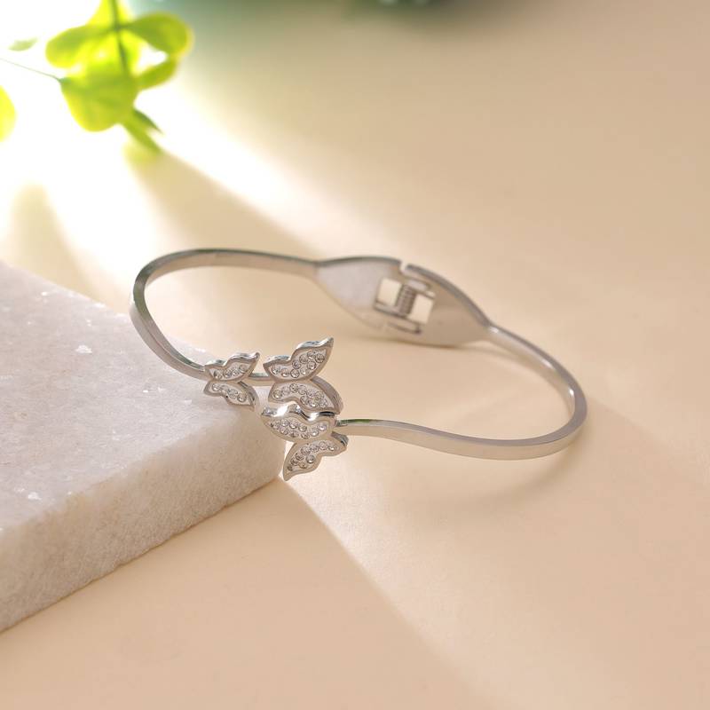 Silver color anti tarnish bracelet