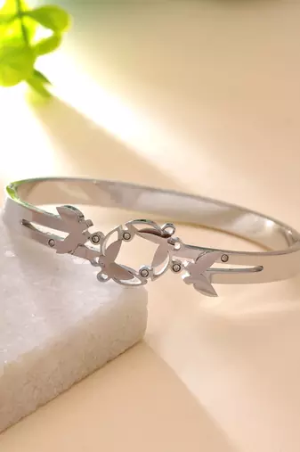 Silver color anti tarnish bracelet