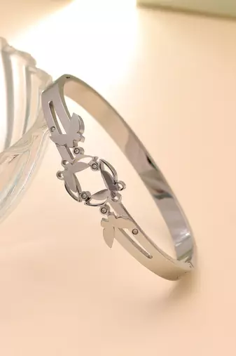 Silver color anti tarnish bracelet