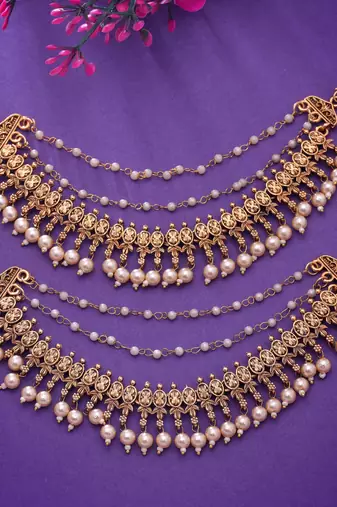 Gold color matte gold earrings chain