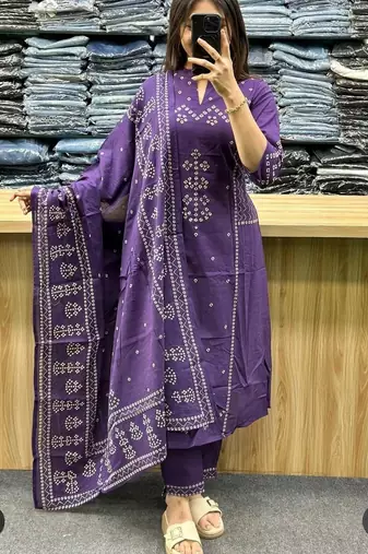 Women Cotton Bandhani Printed Kurta Pant Dupatta Set