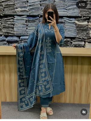 Women's Cotton Bandhani Printed Kurta Pant Dupatta Set 1