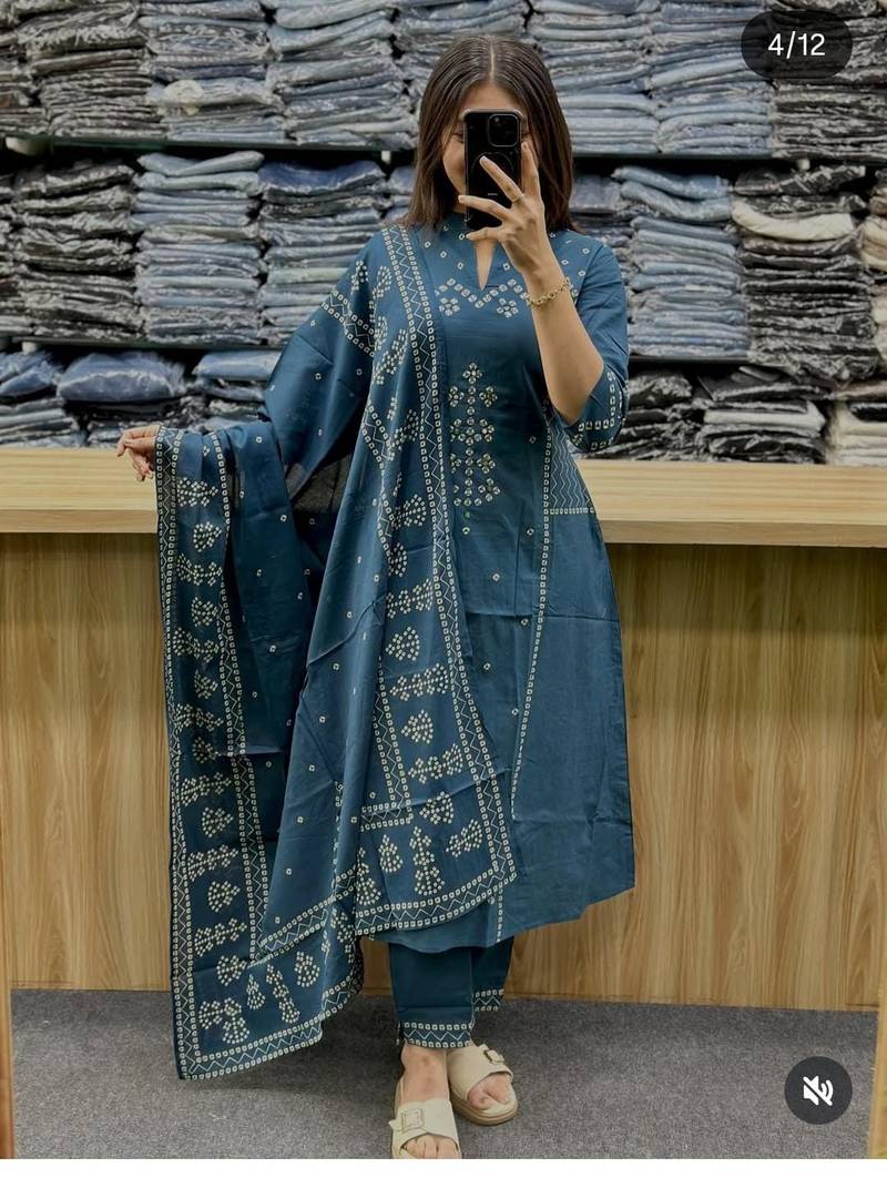Women's Cotton Bandhani Printed Kurta Pant Dupatta Set